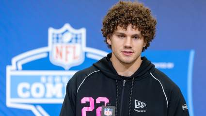 Bucs Host 6-foot-5, 247-Pound TE Who Broke Travis Kelce’s Record