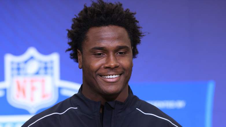 Chicago Bears 7-Round Mock Draft: Zion Young