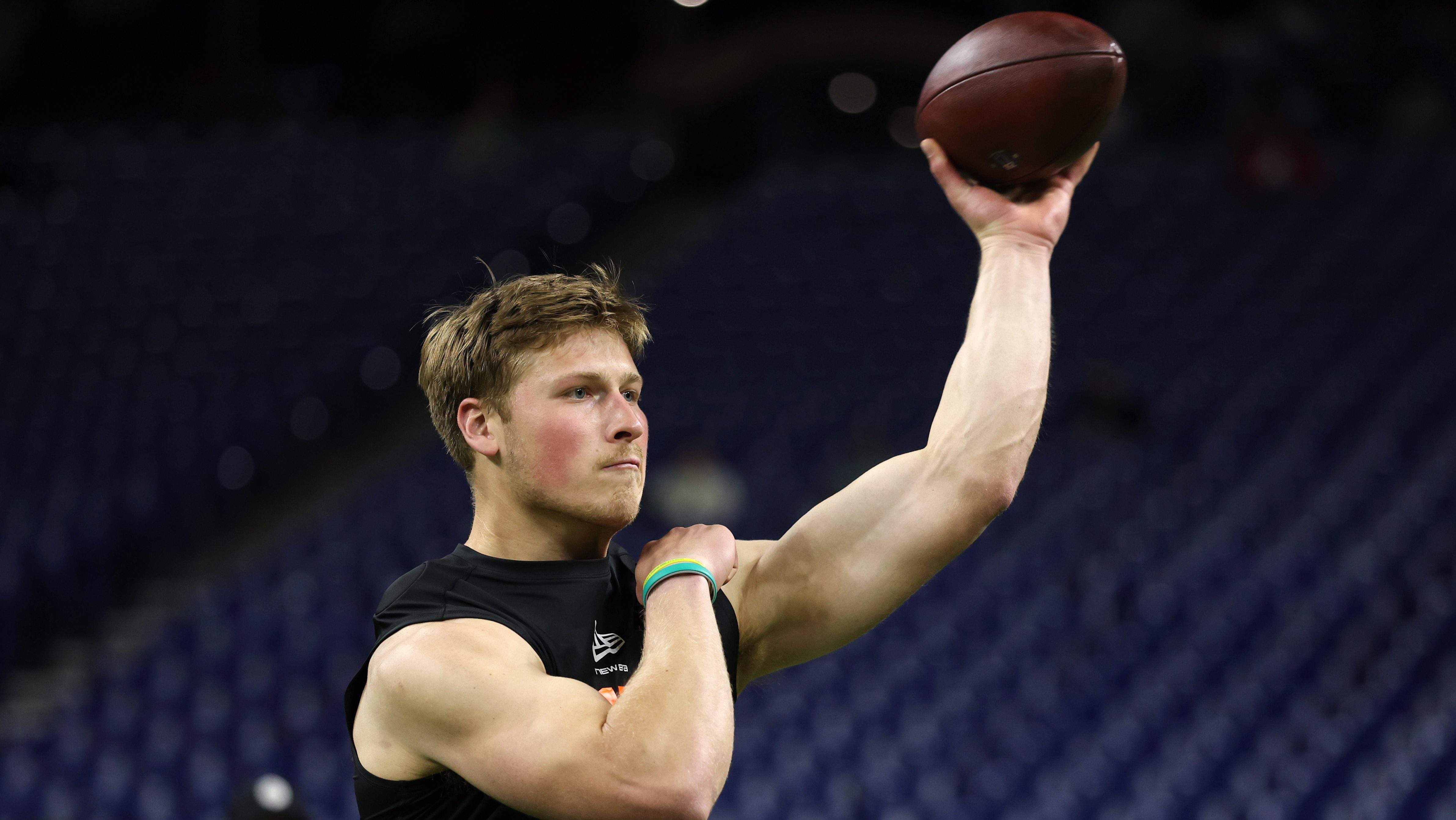 The Eagles Go Back to a Familiar Well and Draft an Eye-popping ...