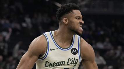 Proposed Trade Lands Giannis Antetokounmpo With Chicago Bulls