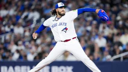 Blue Jays Urged to Sign Former Red Sox Pitcher to Replace Cody Ponce