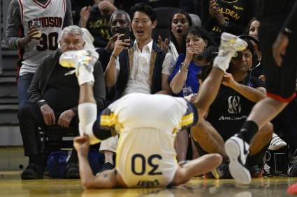 NBA Admits 2 Missed Calls in Warriors Loss to Rockets on Stephen Curry’s Return