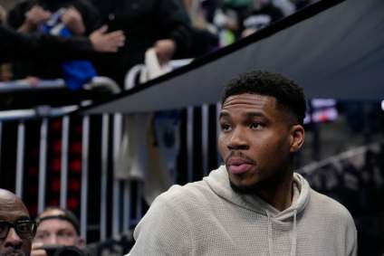 Milwaukee Bucks Make Giannis Antetokounmpo Announcement Before 76ers Game