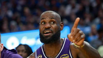 LeBron James Gives Blunt Message About Lakers Competing with Rockets