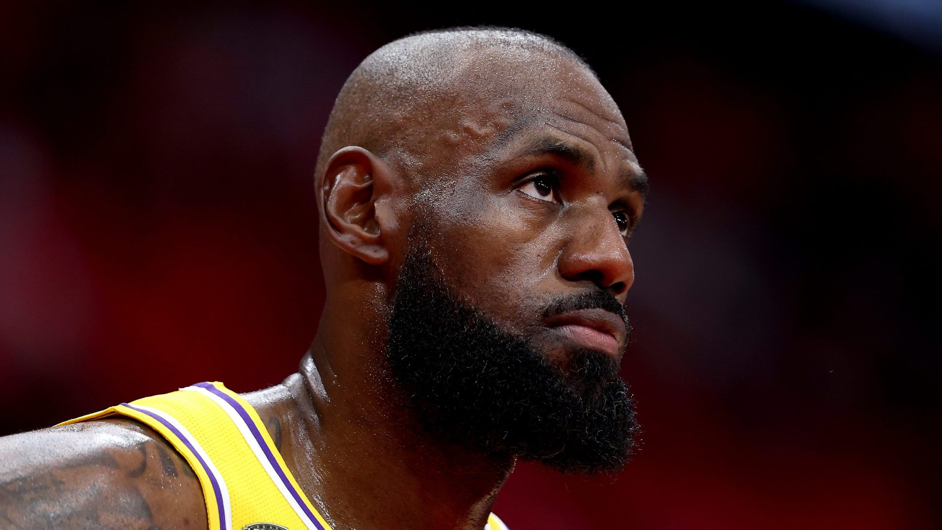 LeBron James focused during Lakers playoff game amid increased scoring role