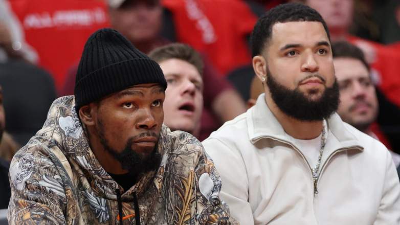 Kevin Durant sits on bench during Rockets playoff game amid rumors