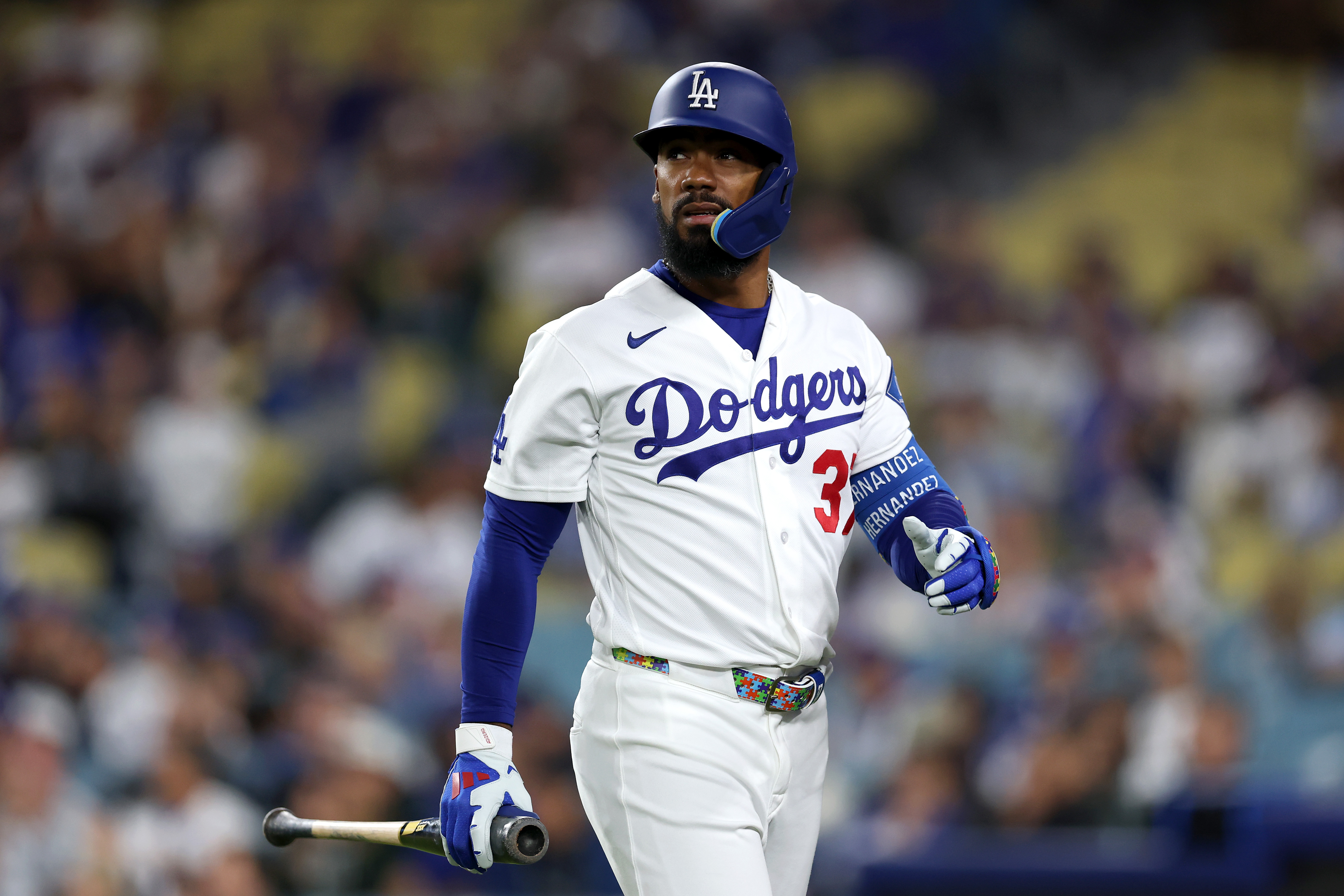 Los Angeles Dodgers Make Teoscar Hernández Decision