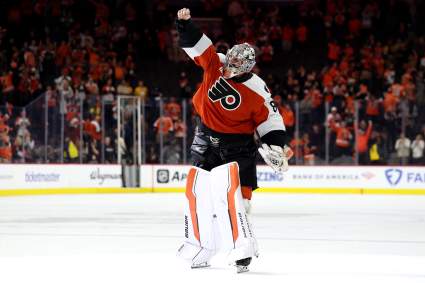 Dan Vladar Leaves Flyers Game After Scary Scene in Boston