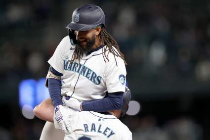 Mariners Welcome Back Crawford as Future at Shortstop Looms
