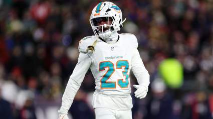 49ers Sign 8-Interception Former Dolphins & Patriots Cornerback Ahead of NFL Draft