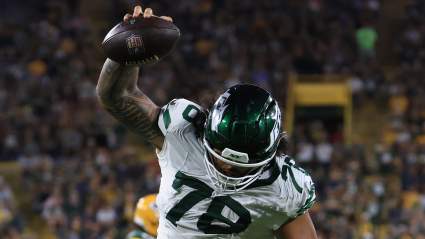 Lions Host Intriguing 305-Pound Free Agent Defensive Tackle for Visit