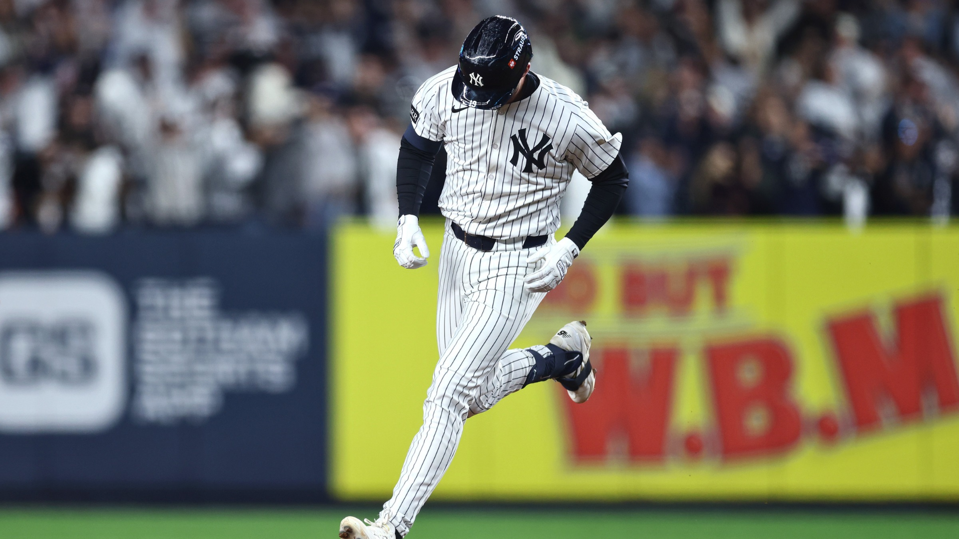Ryan McMahon #19 of the New York Yankees rounds the bases after hitting a solo home run against the Toronto Blue Jays during the third inning in game four of the American League Division Series at Yankee Stadium on October 08, 2025 in New York City. (Photo by Ishika Samant/Getty Images)