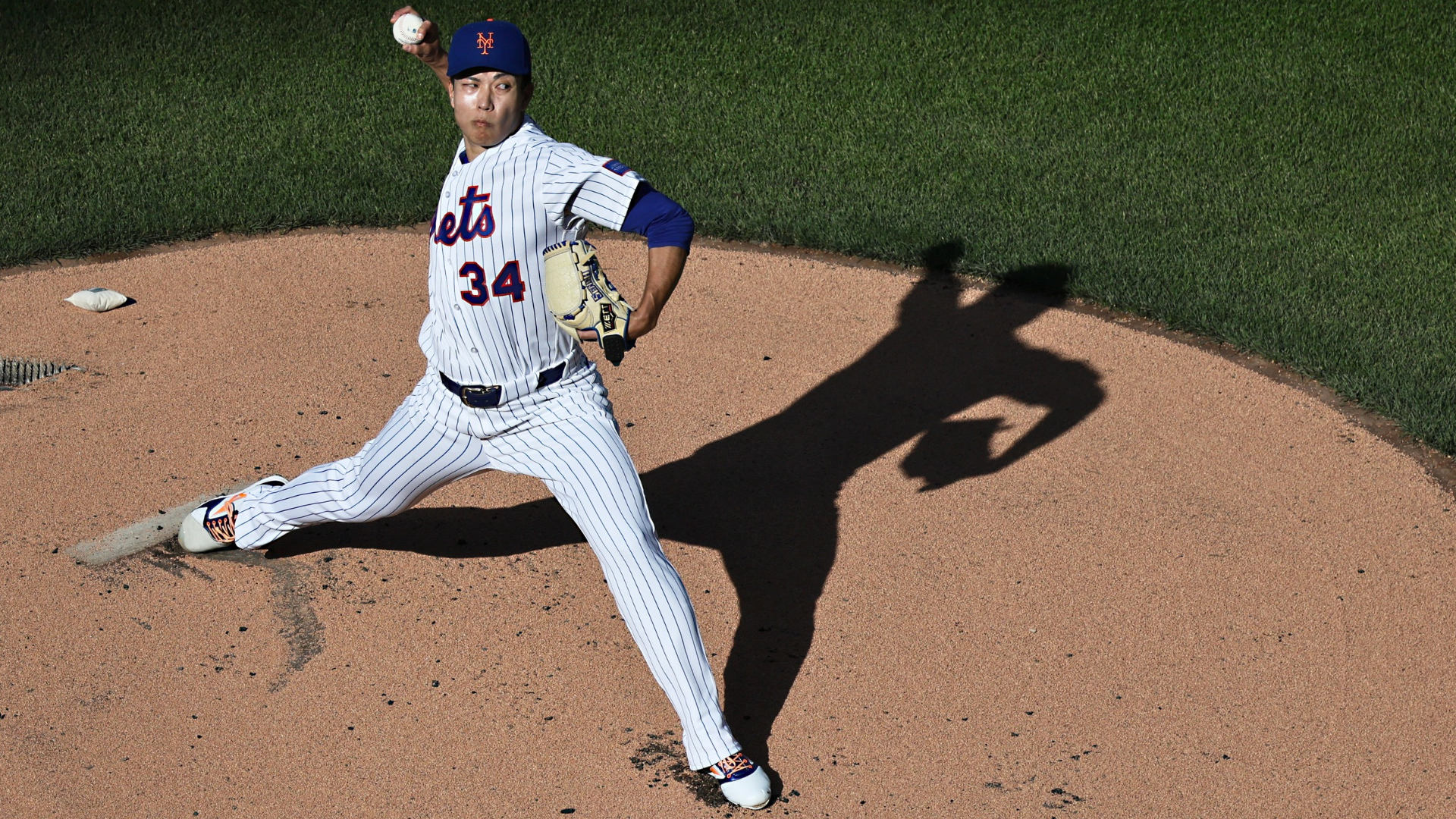 Pitcher Kodai Senga #34 of the New York Mets throws during the first inning of game two of a doubleheader against the Colorado Rockies at Citi Field on April 26, 2026 in the Queens borough of New York City. (Photo by Heather Khalifa/Getty Images)