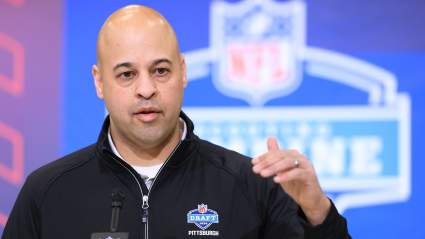 Steelers Insider Predicts WR Over Guard at Pick No. 21