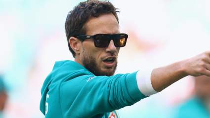 Former Dolphins HC Mike McDaniel Gets Brutal Message