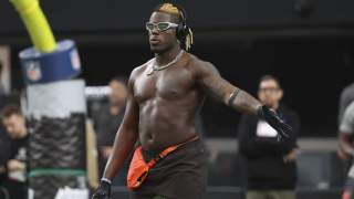 Chargers Sign Another Tight End Immediately After David Njoku Move