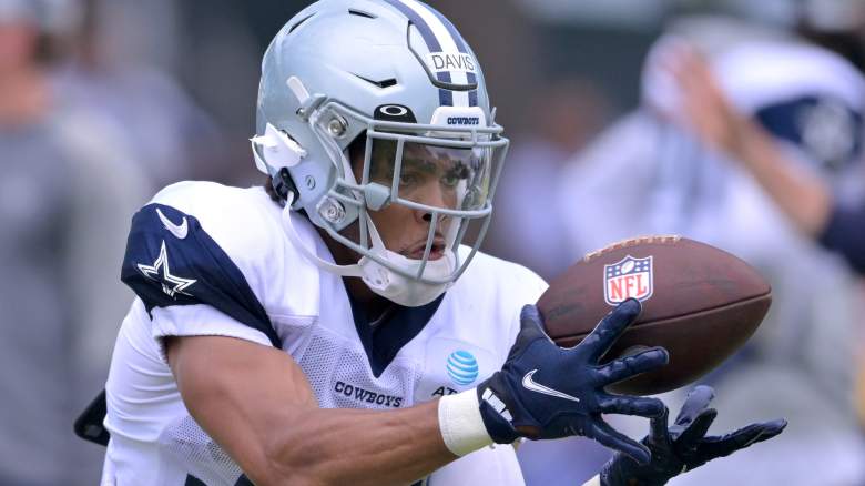 Running back Malik Davis #34 of the Dallas Cowboys