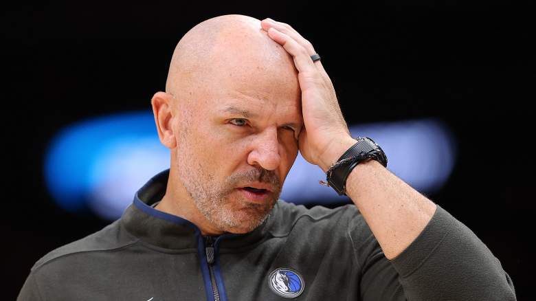 Jason Kidd reacts with hand on head during Mavericks game before team parts ways with him