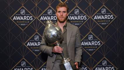 Connor McDavid is the Betting Favorite to win His 4th Hart Trophy