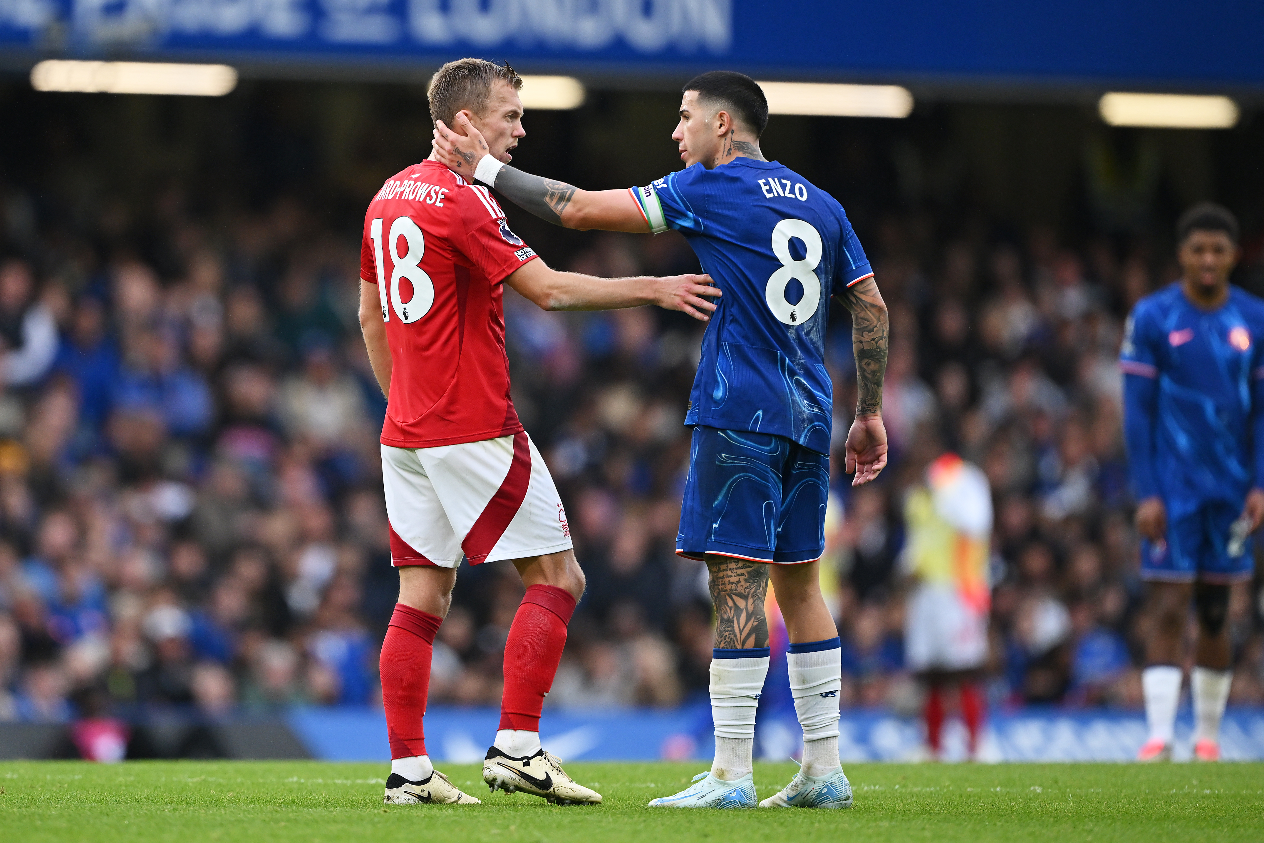 Awoniyi's Early Strike Sinks Chelsea as Nottingham Forest Cruise to 3-1 Victory at Stamford Bridge — image 1