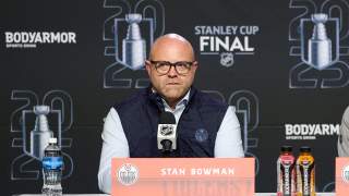 Stan Bowman Addresses Oilers Goaltending Woes