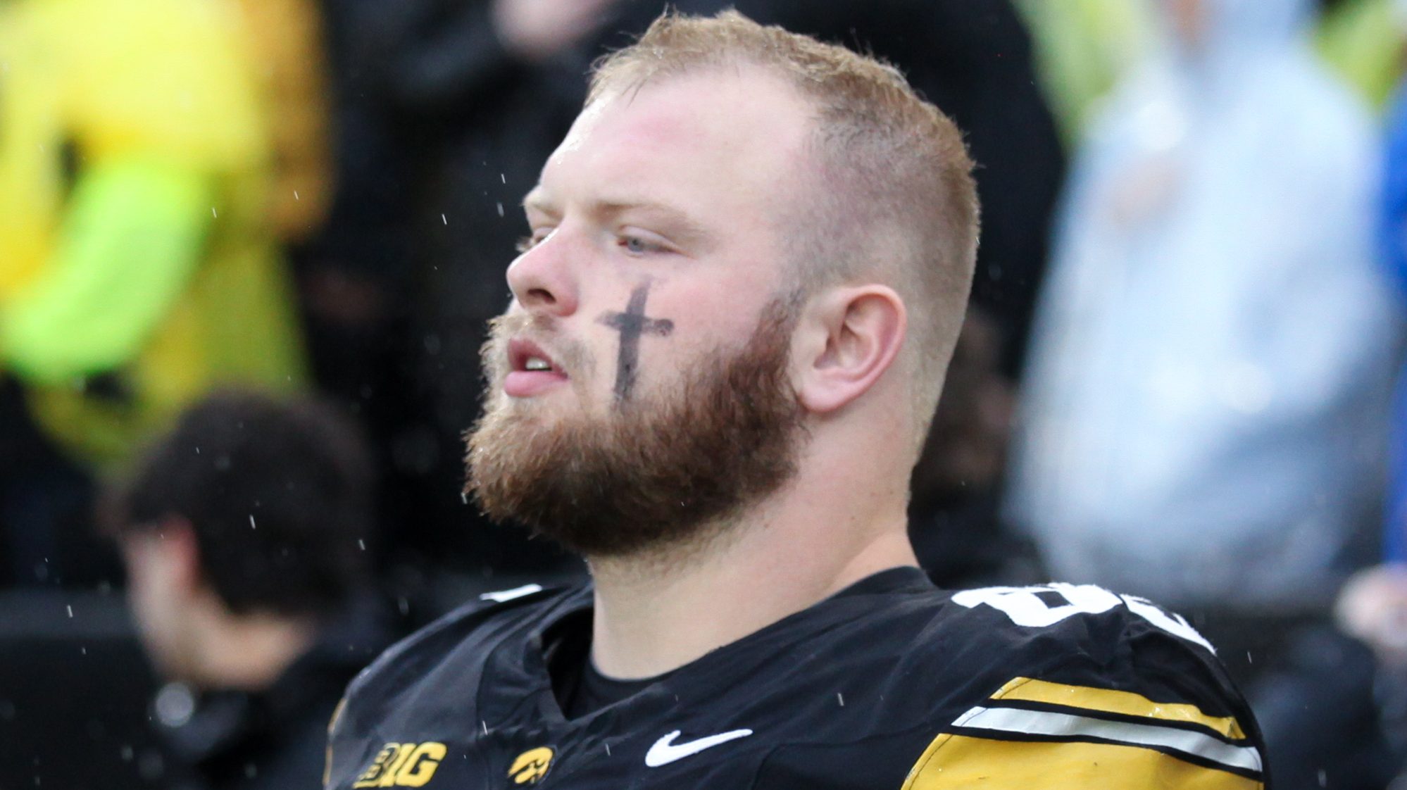 Bears Spoiled AFC Contender’s Trade Plans With Logan Jones Pick
