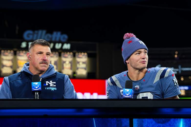 New England Patriots head coach Mike Vrabel and QB Drake Maye
