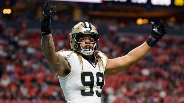 Saints DE Chase Young
