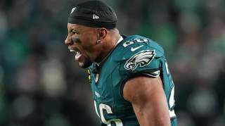 Eagles Cautioned Against ‘Nightmare Scenario’ for RB Saquon Barkley