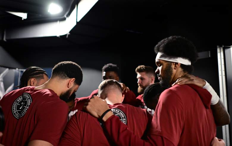 Cleveland Cavaliers players huddle before Game 1 of Eastern Conference Finals vs Knicks
