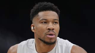 Cavaliers Reportedly Have ‘No Appetite’ to Trade Young Star for Giannis Antetokounmpo
