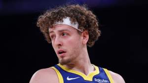 Brandin Podziemski during Warriors game amid reported trade interest from the 76ers