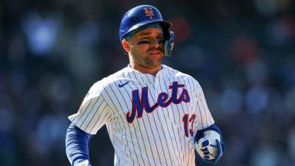 Mets Sign Veteran Catcher to $11.5 Million Extension
