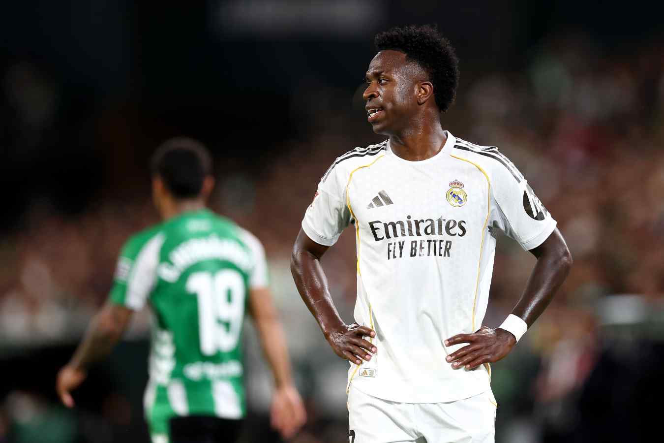 Real Madrid Secures Victory Over Relegated Oviedo Amidst Fan Discontent — image 6