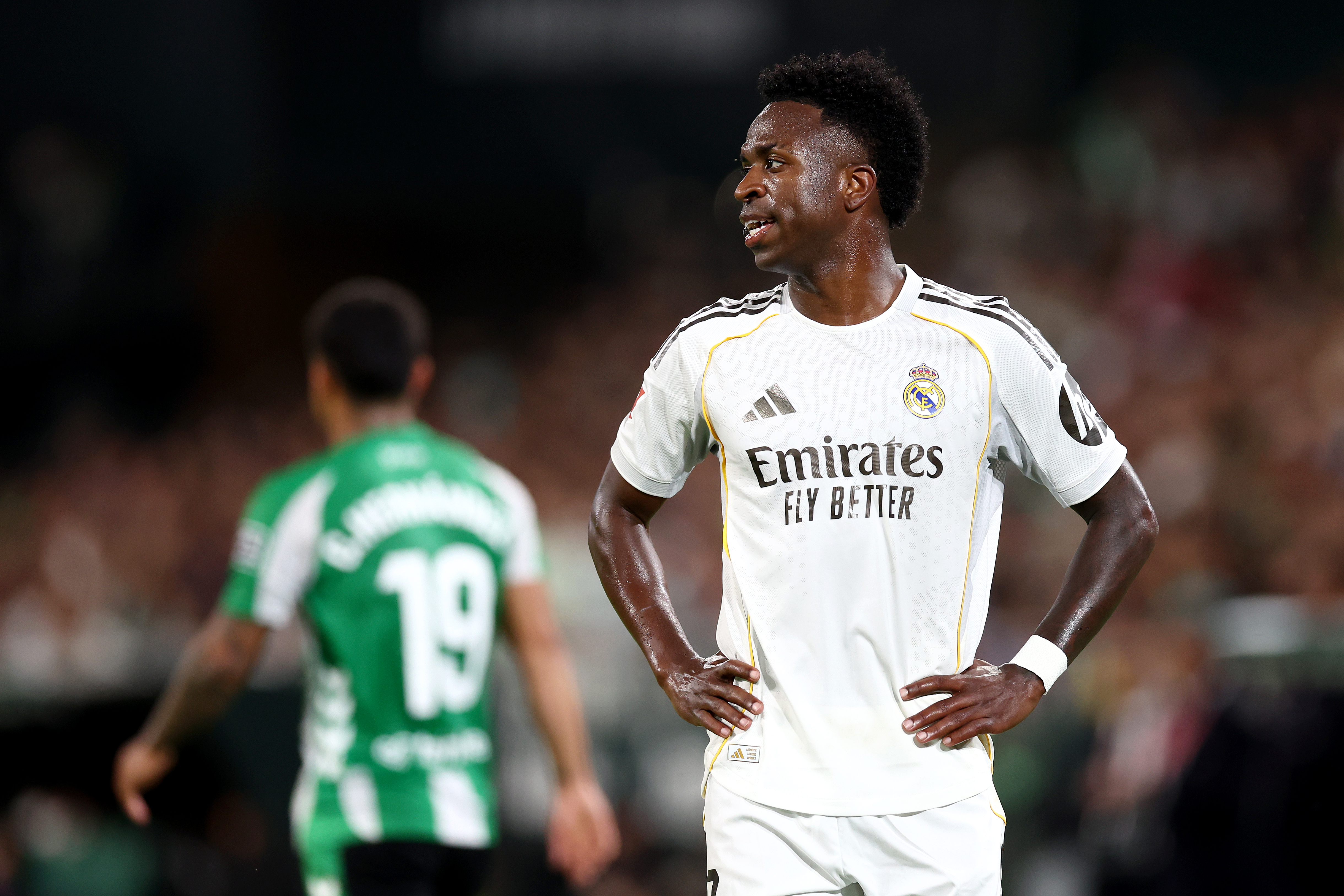 Real Madrid Secures Victory Over Relegated Oviedo Amidst Fan Discontent — image 2