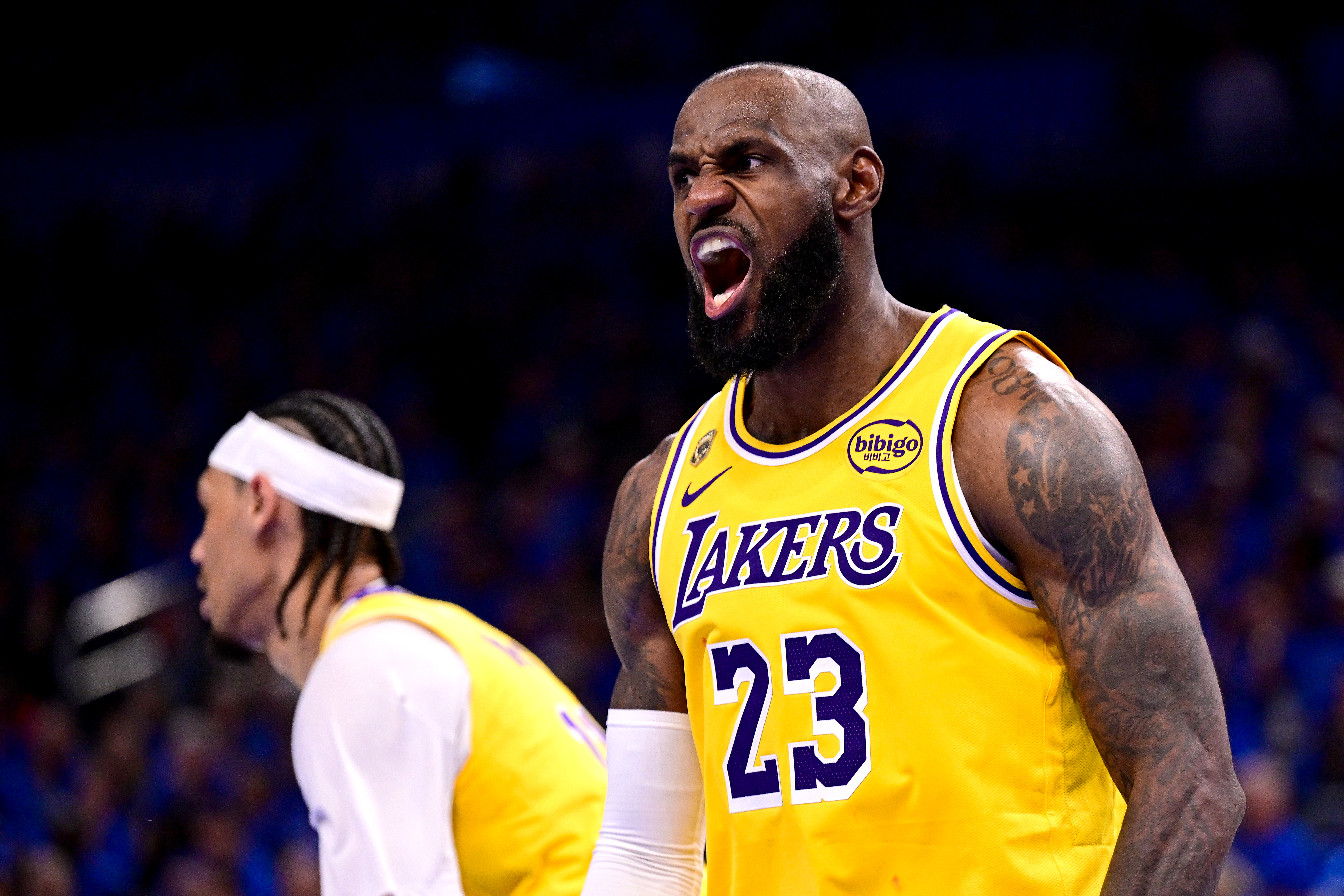 Lakers' Jarred Vanderbilt Dislocates Right Pinky in Game 1 Loss to Thunder — image 3