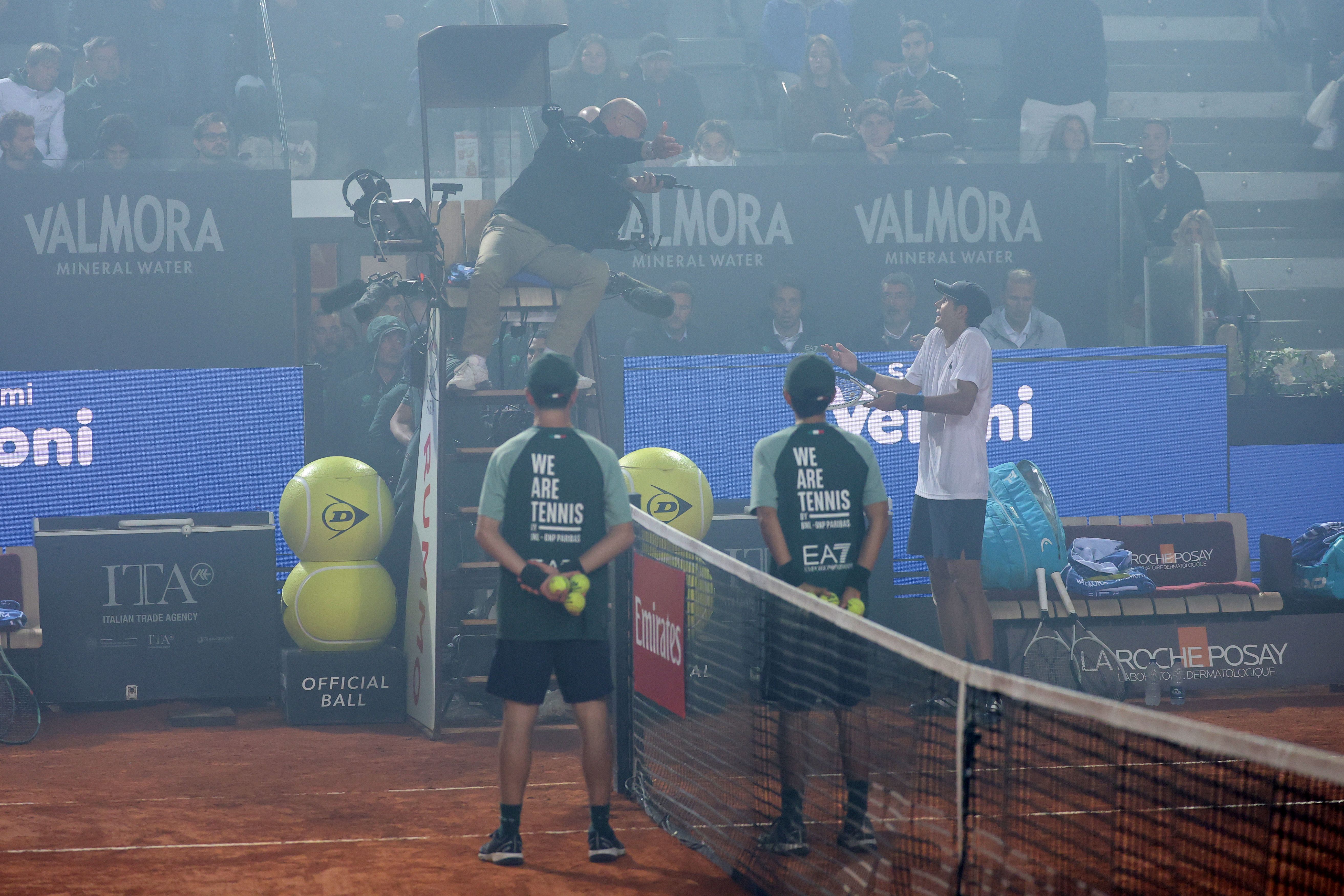Italian Open fireworks delay