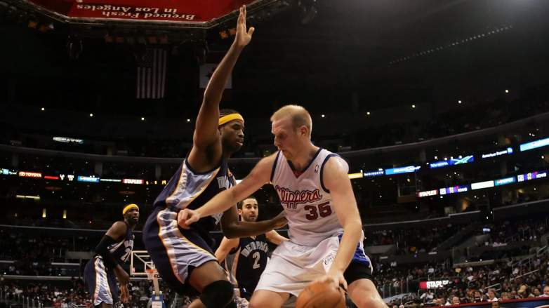 Jason Collins playing for the Memphis Grizzlies during his 2008 stint