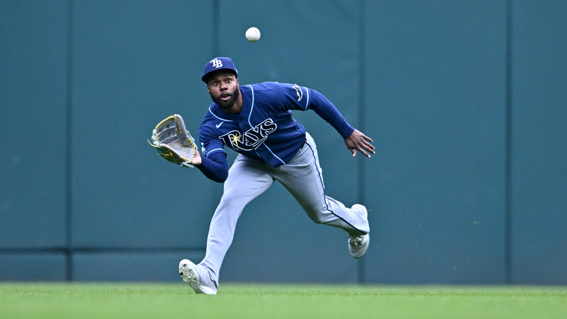 Cedric Mullins #31 of the Tampa Bay Rays catches a fly ball hit by Steven Kwan of the Cleveland Guardians during the first inning at Progressive Field on April 29, 2026 in Cleveland, Ohio. (Photo by Nick Cammett/Getty Images)