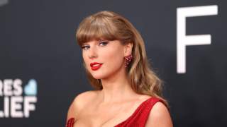 Taylor Swift Steals Spotlight at Event Attended by Detroit Lions Star