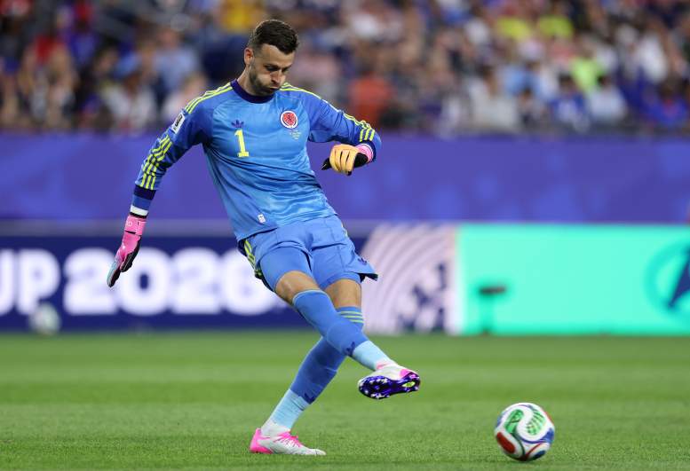 Angus Gunn