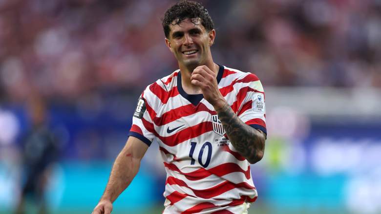 Christian Pulisic #10 of the United States in action.
