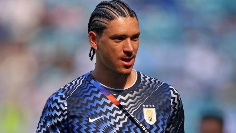 Darwin Nunez #9 of Uruguay inspects the pitch.