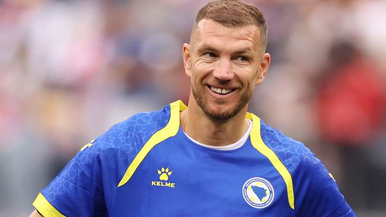Edin Dzeko #11 of Bosnia and Herzegovina warms up.