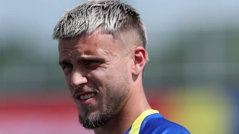 Ermedin Demirovic during the training and press conference.