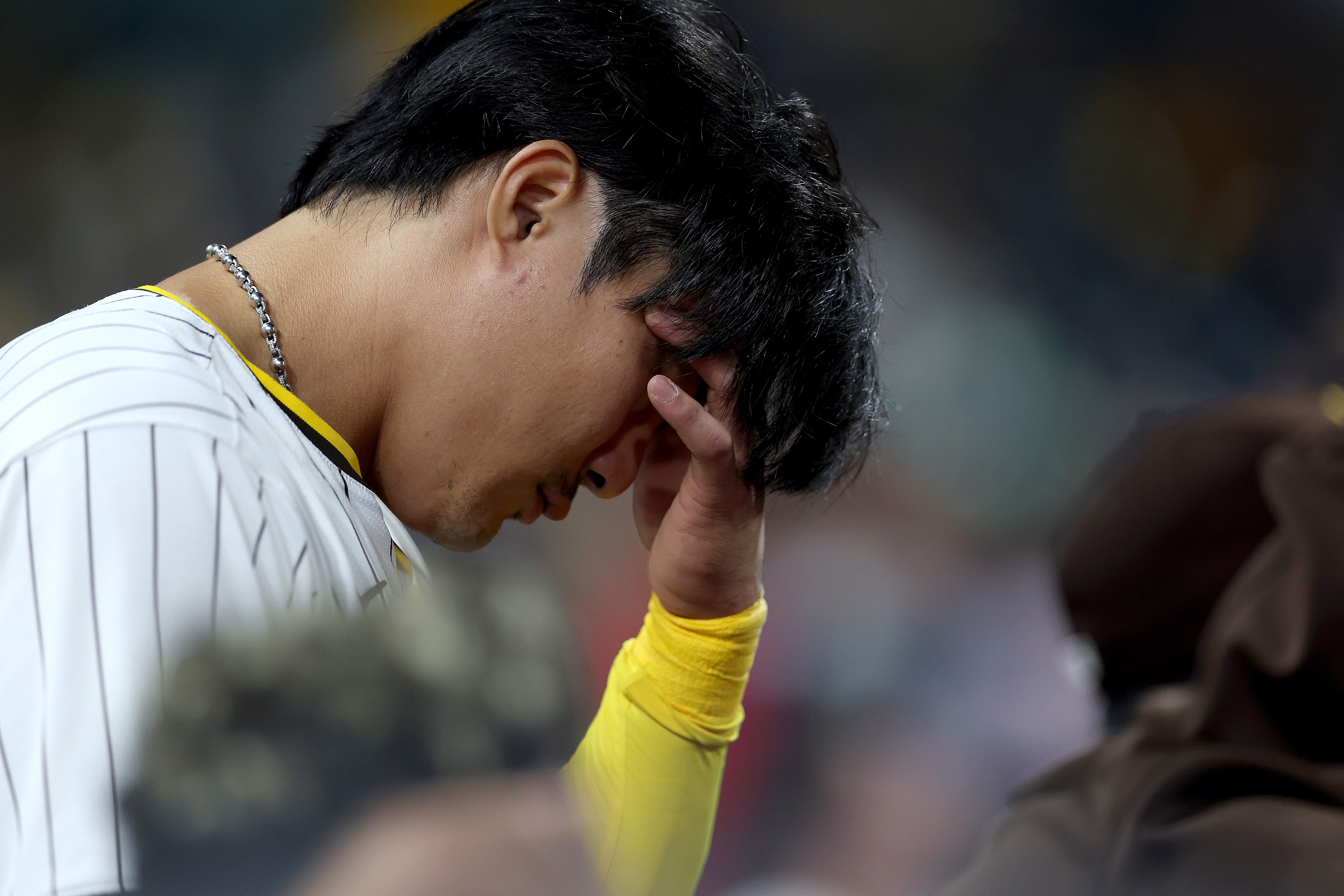 Braves weigh Ha-Seong Kim move as major struggles spark questions