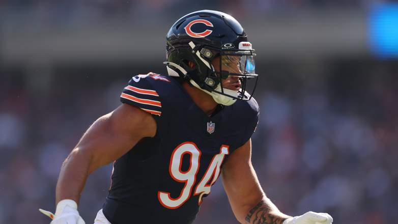Bears Edge Rusher Austin Booker