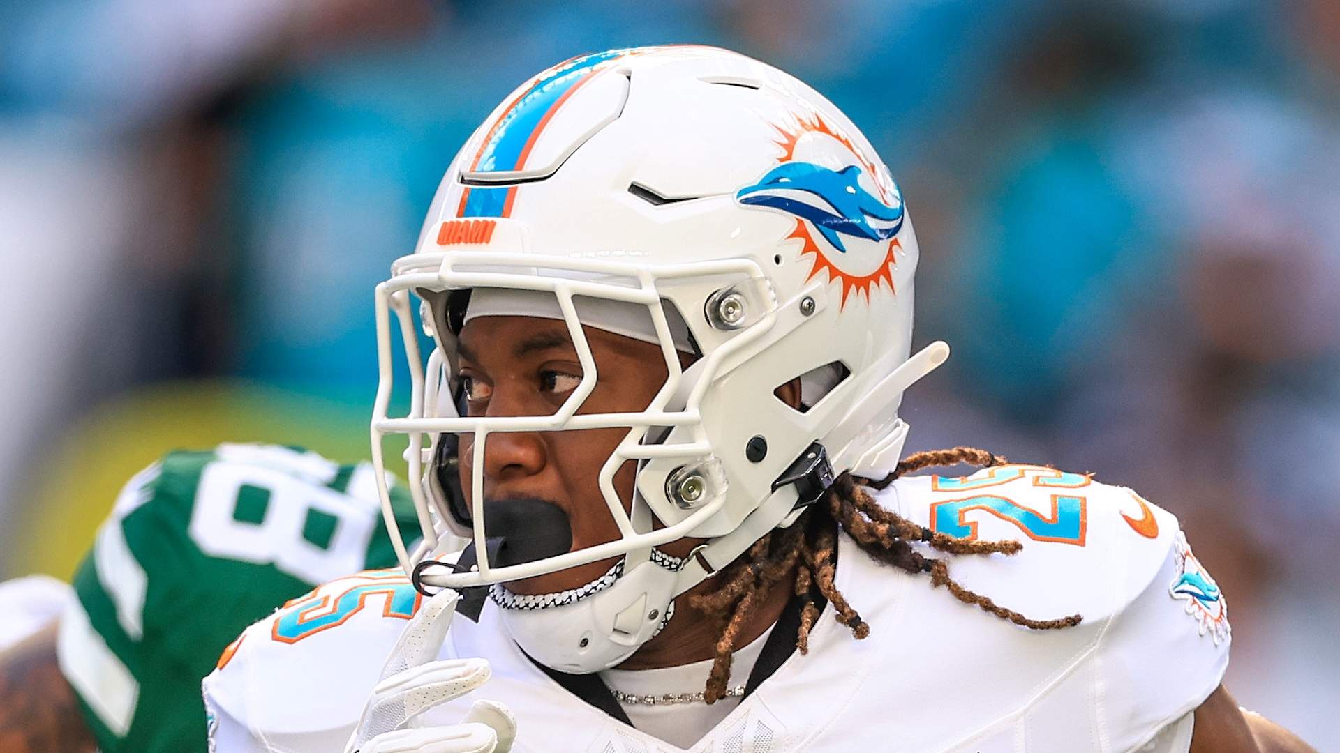 Dolphins' RB Depth Chart Might Need This Free Agent Signing