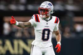 Patriots HC Mike Vrabel Sets Christian Gonzalez Holdout Expectations, Concerns