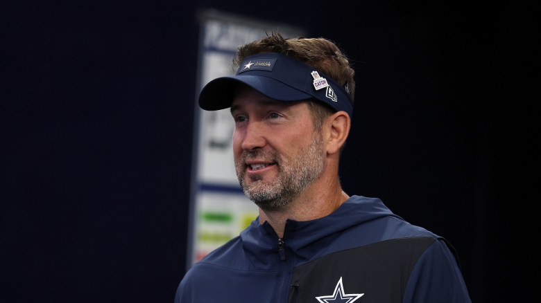 heavy.com - Dave Holcomb - Cowboys Named Best Fit for Former Rival's All-Pro Edge Rusher